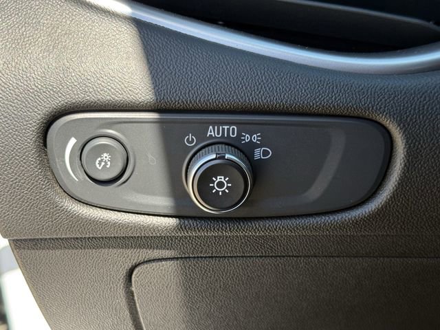 Used 2025 Chevrolet Malibu LT image 26