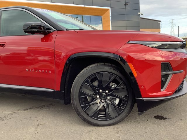 Used 2025 Jeep Wagoneer S Limited image 3
