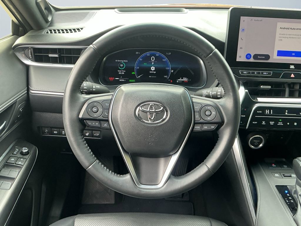 Used 2024 Toyota Venza Limited image 13