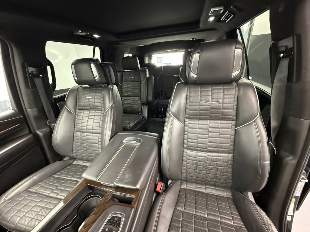 Used 2022 Cadillac Escalade Sport Platinum image 38