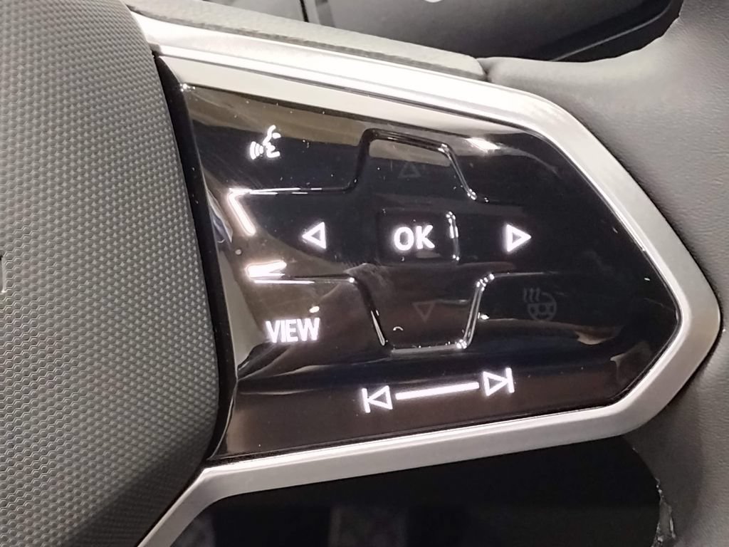 New 2026 Volkswagen ID.4 Pro AWD/4WD image 22