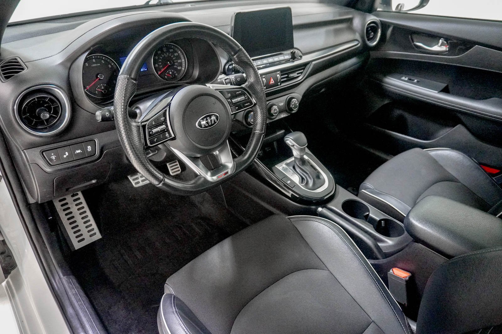 Used 2021 Kia Forte GT-Line image 21