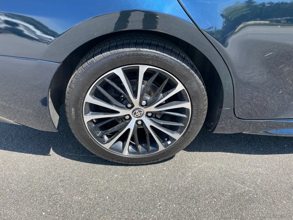 Used 2020 Toyota Camry SE AWD/4WD image 4