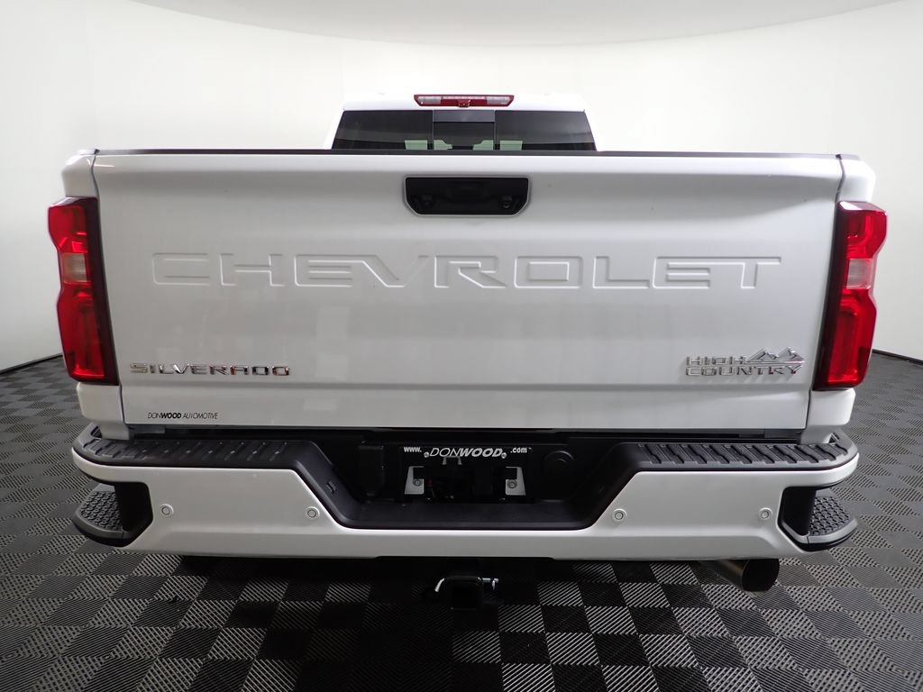 New 2026 Chevrolet Silverado 3500 High Country AWD/4WD image 15