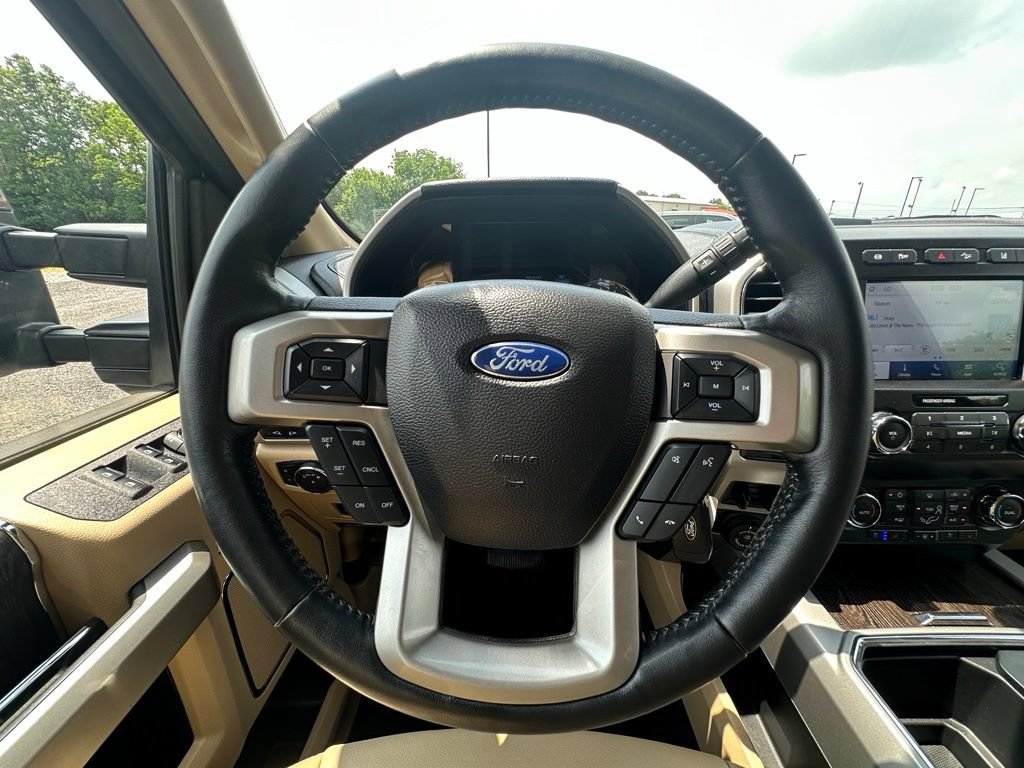 Used 2021 Ford F250 Lariat w/ Lariat Value Package AWD/4WD image 9