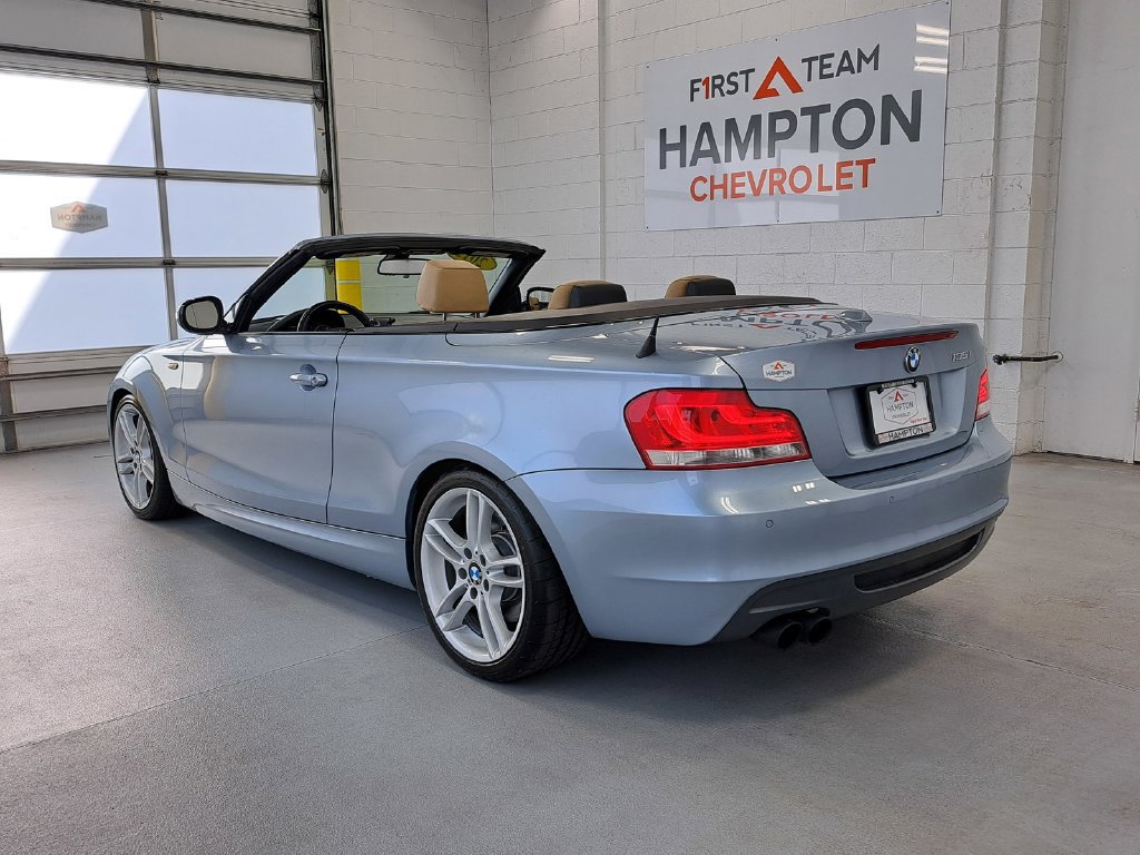 Used 2012 BMW 135i Convertible RWD image 7
