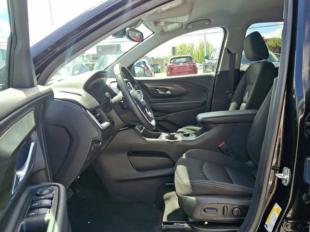 Used 2023 GMC Terrain SLE w/ Driver Convenience Package AWD/4WD image 14
