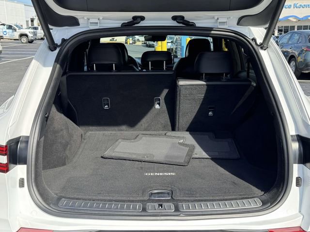 Used 2023 Genesis GV70 2.5T Sport Prestige w/ Sport Prestige Package image 9