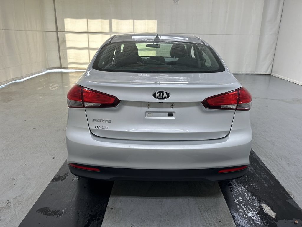 Used 2018 Kia Forte LX w/ LX Rear Camera Package FWD image 20