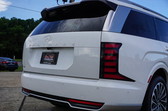 New 2027 Hyundai Palisade Calligraphy FWD image 5