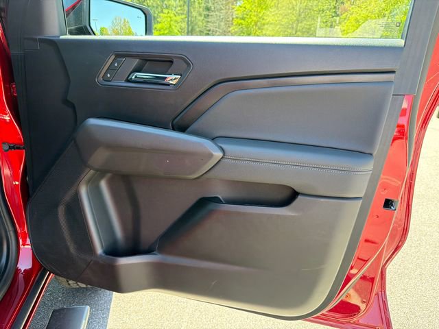 Certified 2025 GMC Canyon Elevation image 14