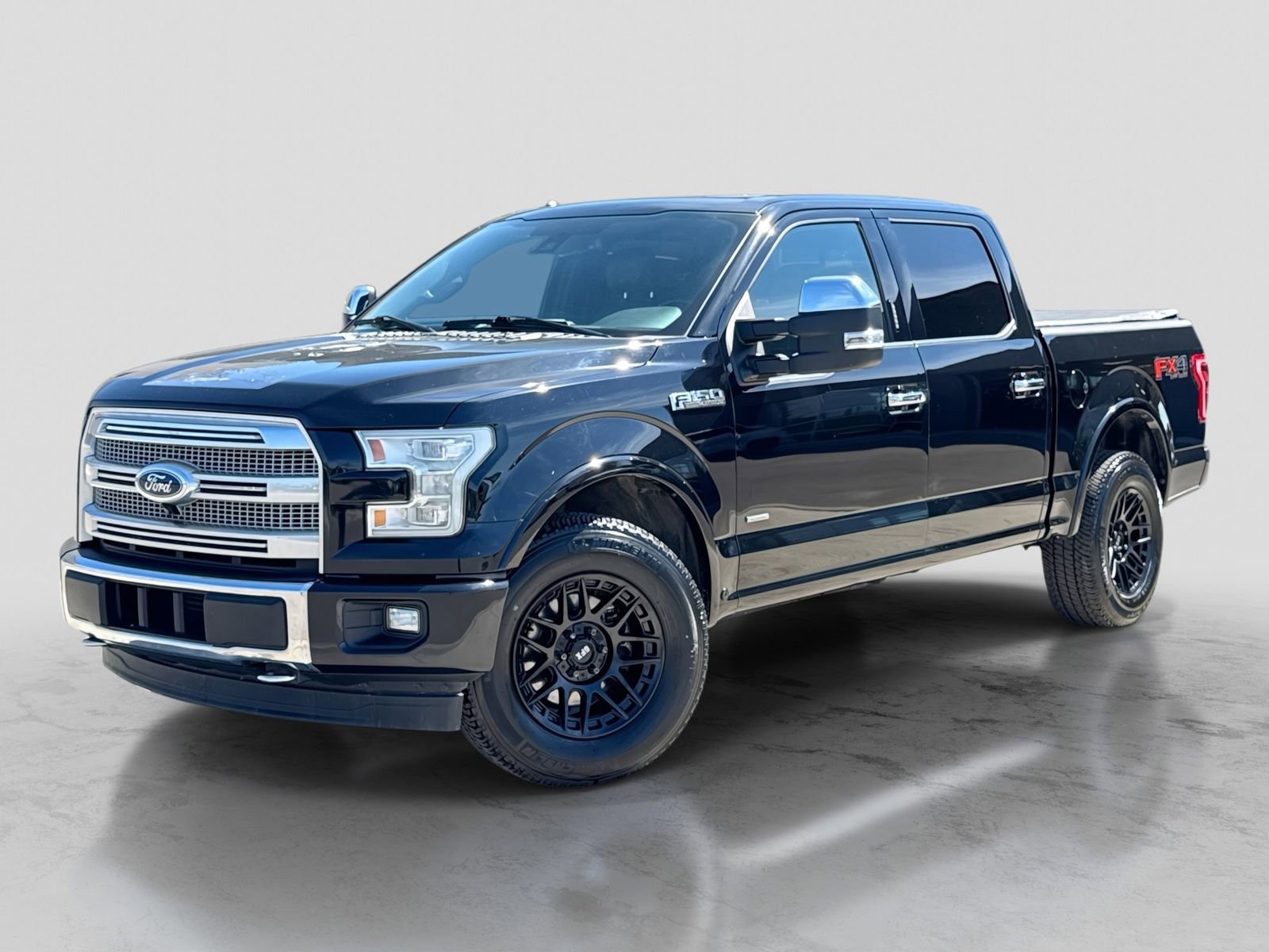 Used 2017 Ford F150 Platinum w/ Equipment Group 701A Luxury AWD/4WD image 1