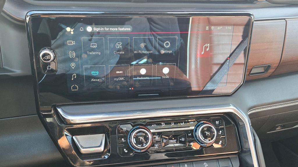 Used 2024 GMC Sierra 3500 Denali Ultimate image 70