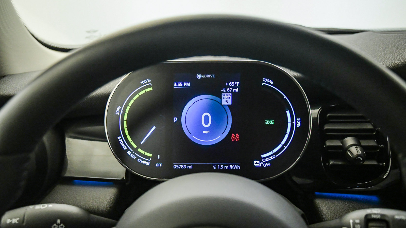 Certified 2024 MINI Cooper SE FWD image 23