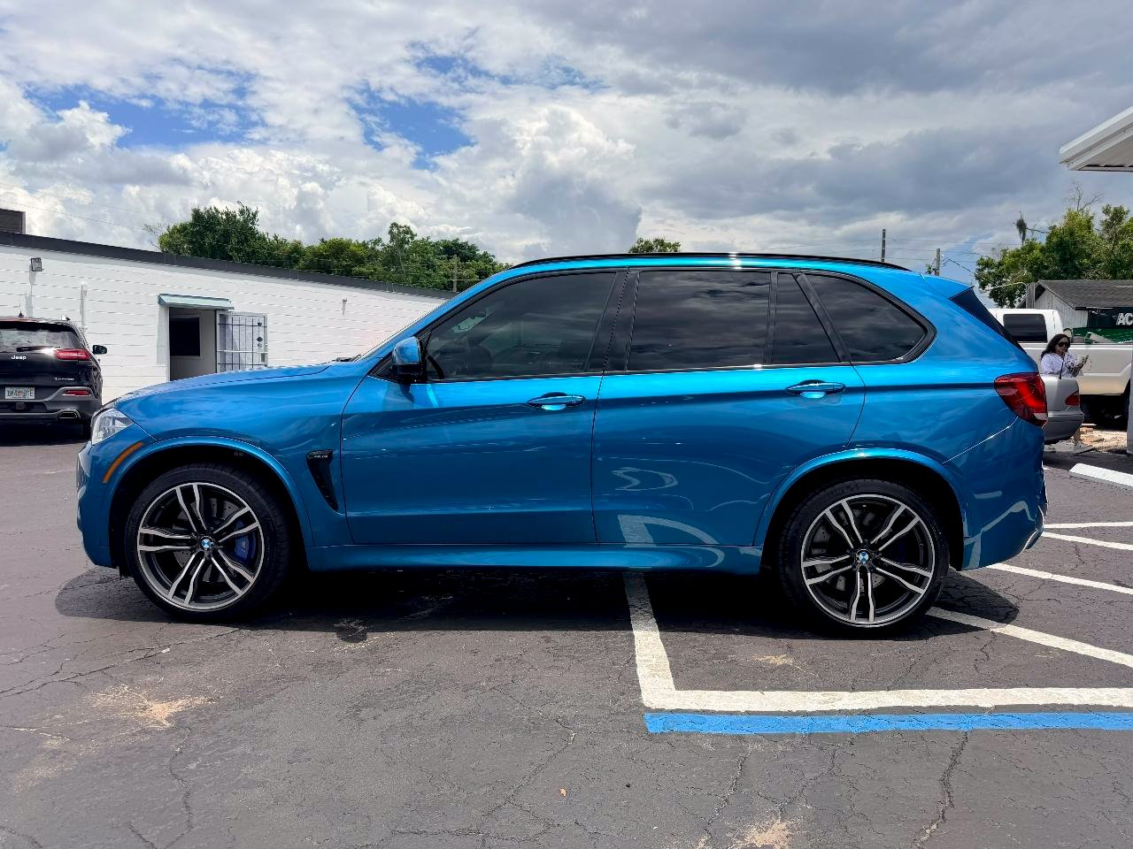 Used 2018 BMW X5 M AWD/4WD image 4