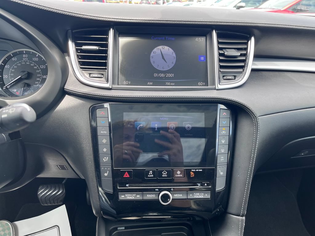 Used 2019 INFINITI QX50 Luxe w/ Protection Package FWD image 13