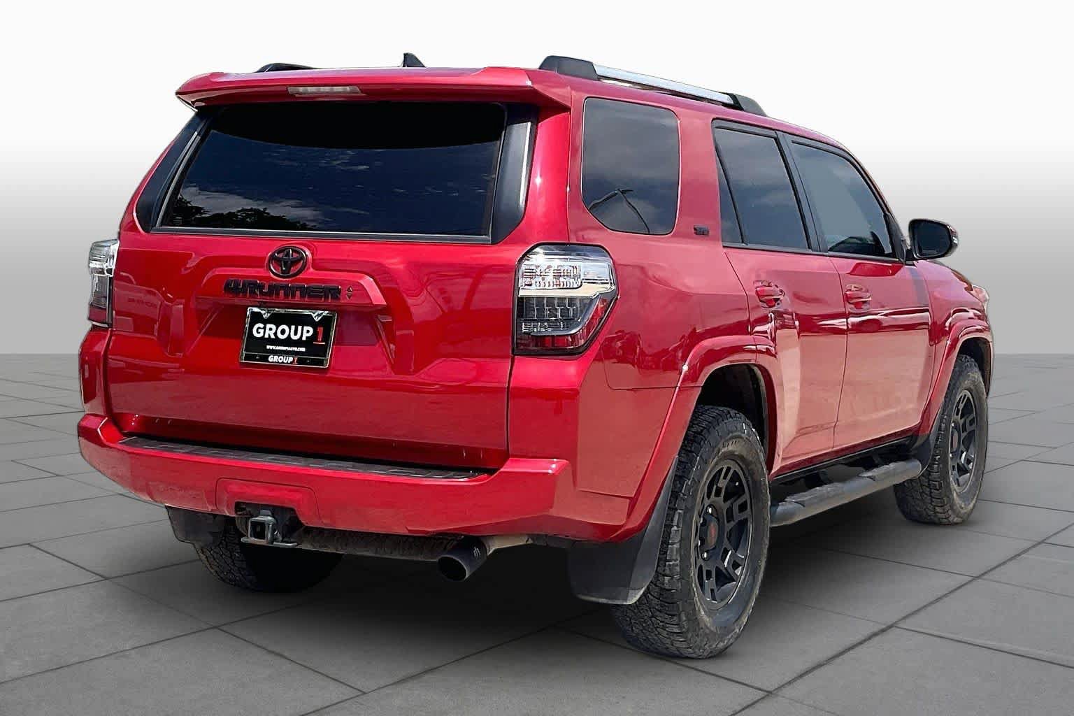 Used 2023 Toyota 4Runner SR5 Premium w/ Moonroof Package RWD image 13