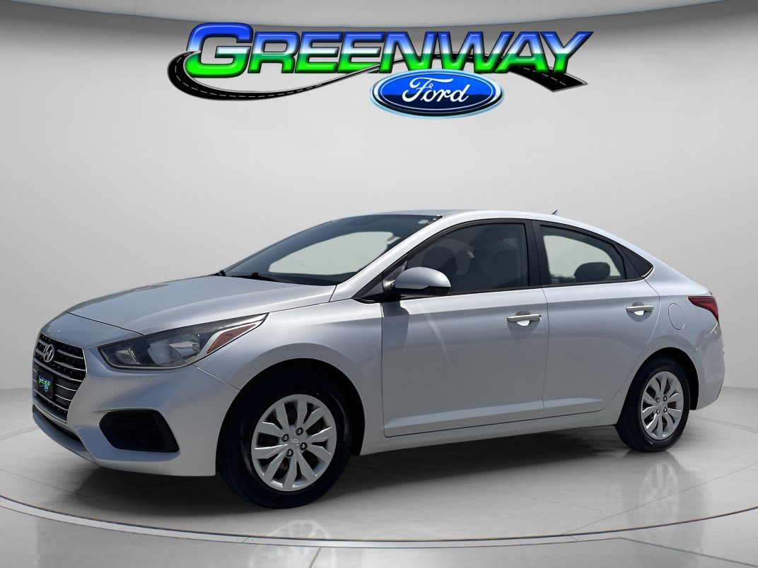 Used 2020 Hyundai Accent SE FWD image 1