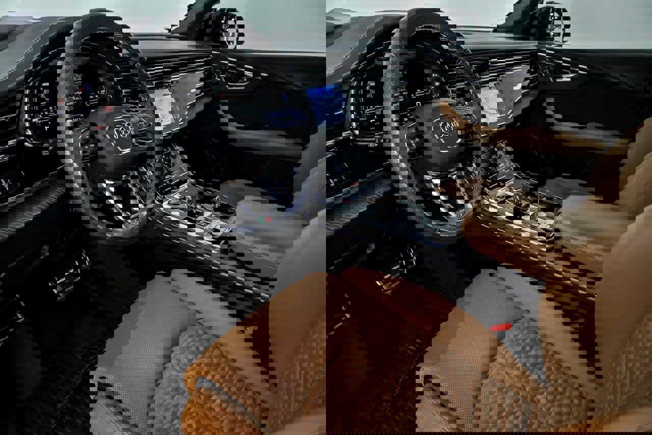 Used 2022 Audi RS Q8 image 21