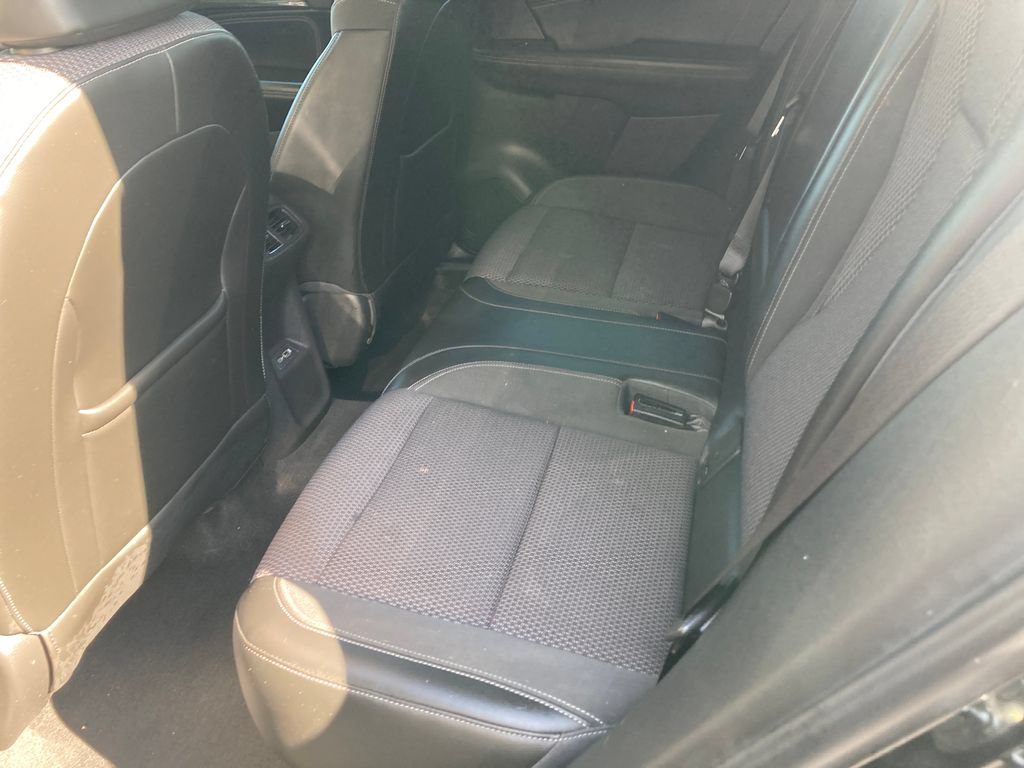 Used 2021 Buick Envision Preferred AWD/4WD image 32