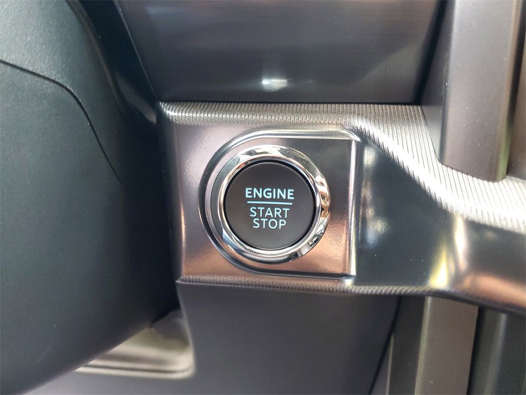New 2025 Ford F150 Lariat w/ Equipment Group 501A Mid image 21