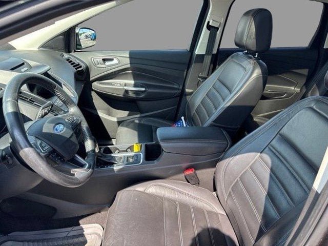 Used 2017 Ford Escape SE w/ SE Leather Comfort Package AWD/4WD image 11