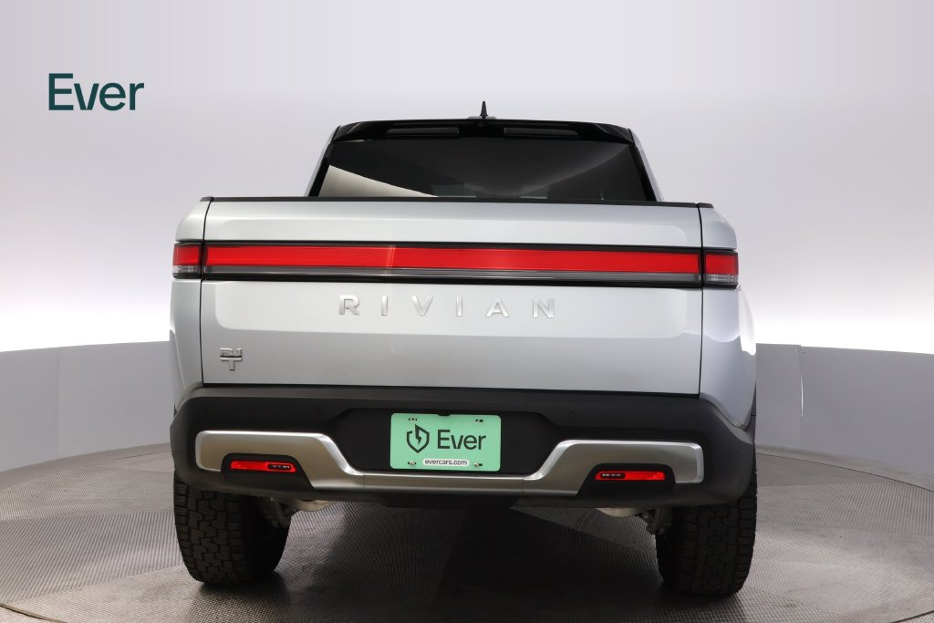 Used 2024 Rivian R1T Adventure Dual AWD/4WD image 15
