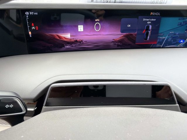 Certified 2024 Lincoln Nautilus Premier AWD/4WD image 28