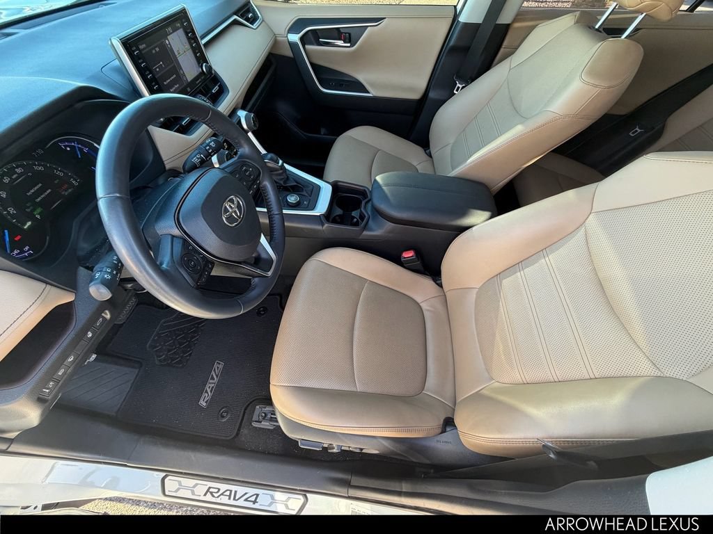 Used 2020 Toyota RAV4 Limited w/ Limited Grade Weather Package AWD/4WD image 16