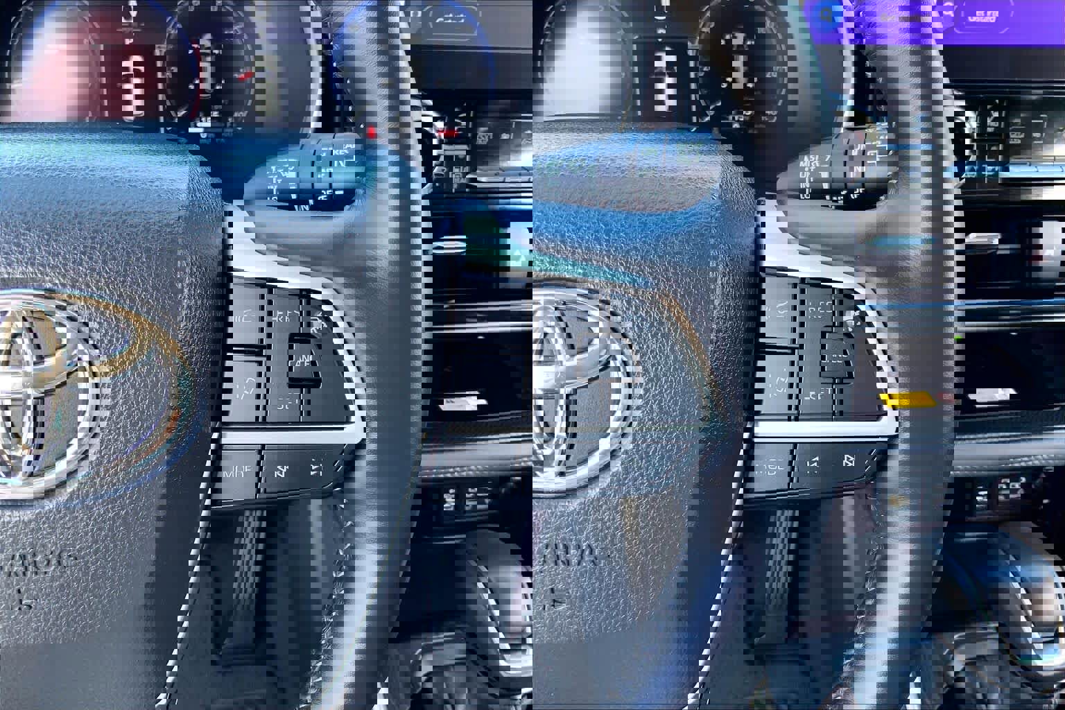 Used 2023 Toyota Highlander Limited image 22