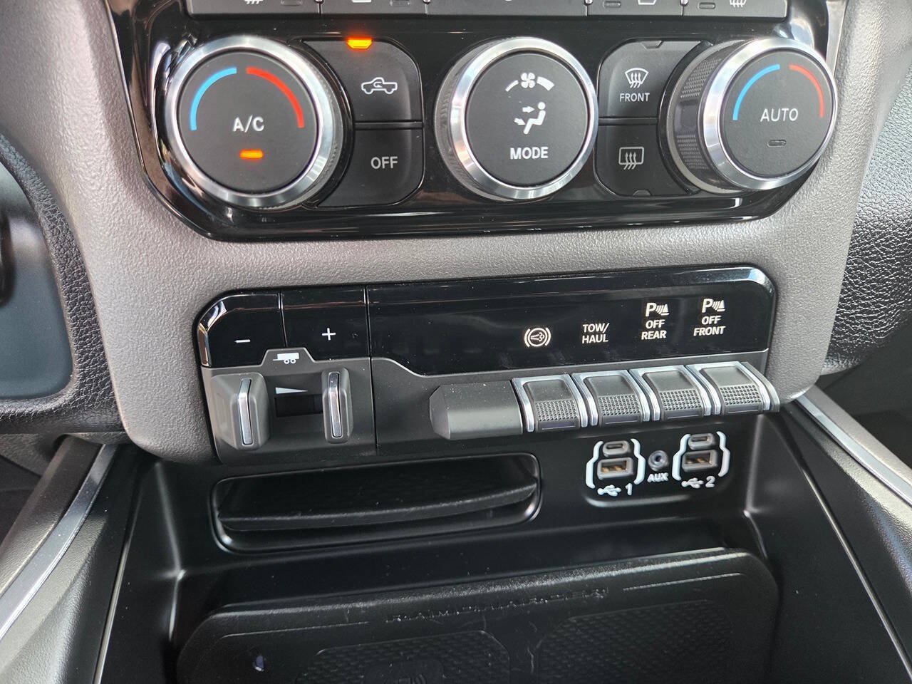 Used 2022 RAM 2500 Laramie AWD/4WD image 16