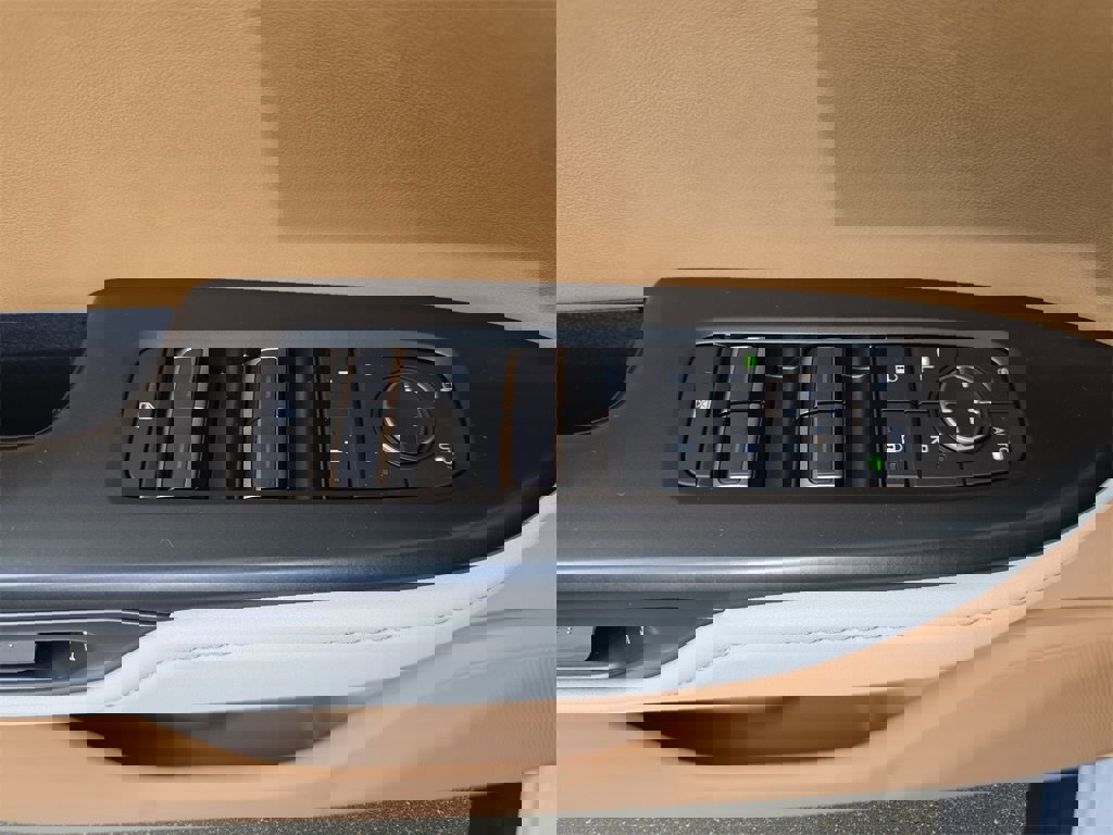 New 2026 Lexus RZ 450e AWD image 28