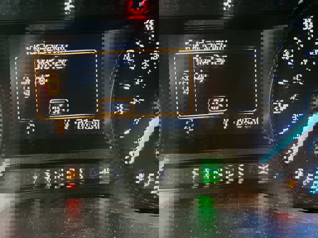 Used 2019 Ford Explorer XLT image 20