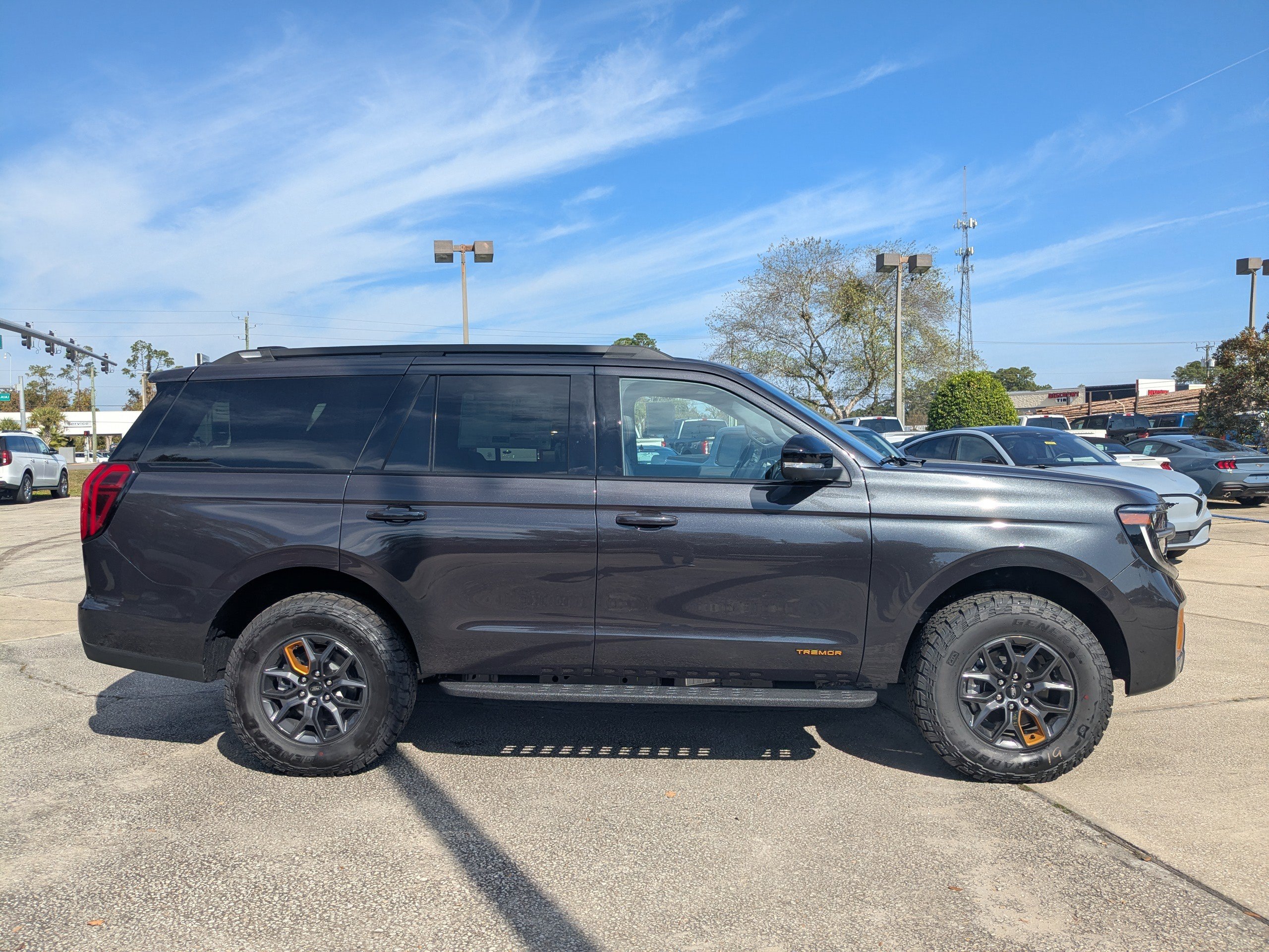 New 2025 Ford Expedition Tremor image 3