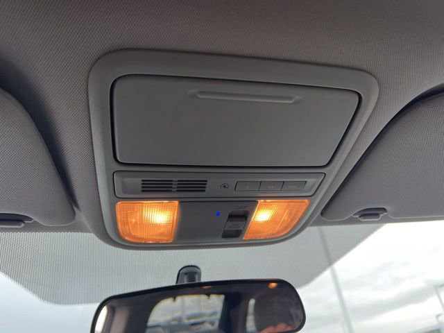 Used 2015 Honda Odyssey EX image 24