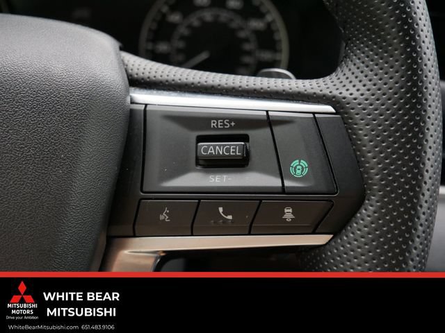 Used 2025 Mitsubishi Outlander SE AWD/4WD image 18