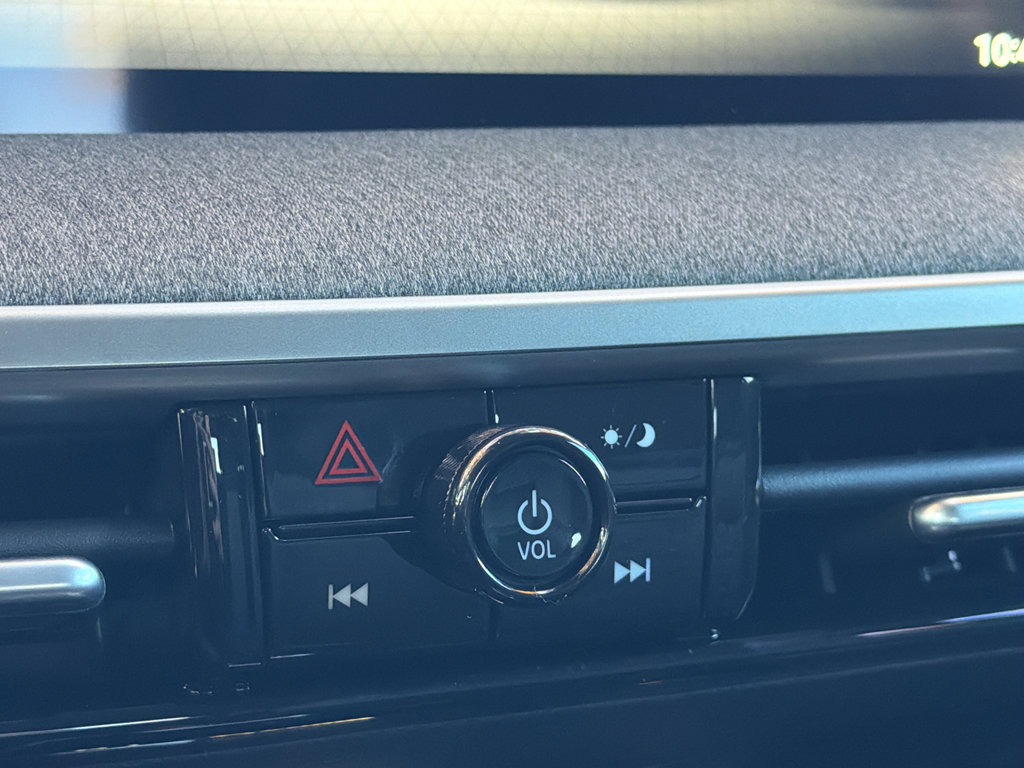 New 2026 Nissan Kicks SV image 24