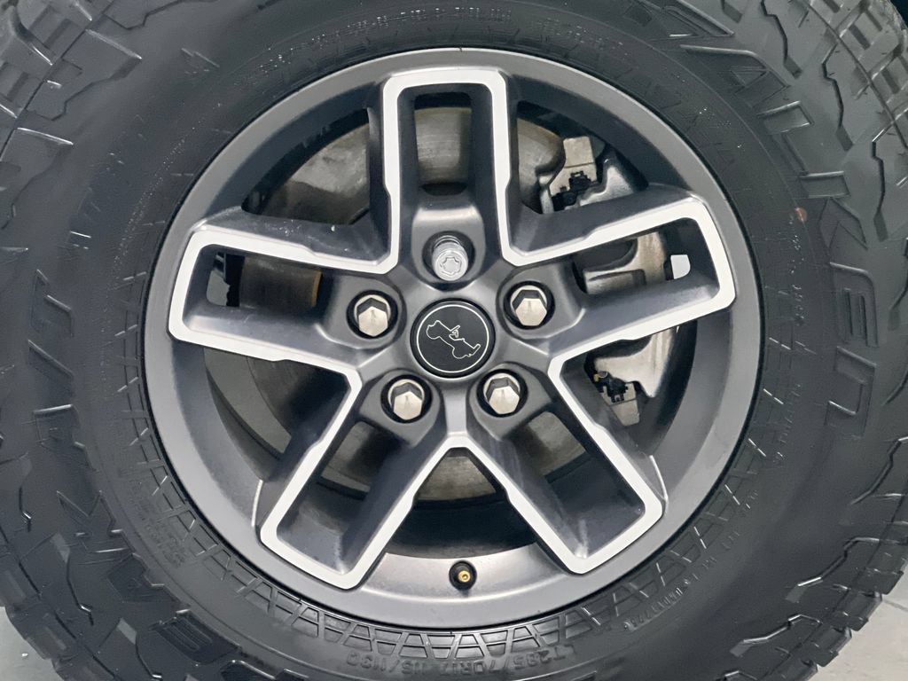 Used 2025 Jeep Gladiator Mojave w/ Convenience Group AWD/4WD image 62