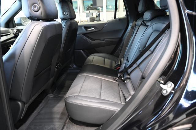 New 2026 Chevrolet Equinox LT w/ Convenience Package II FWD image 11