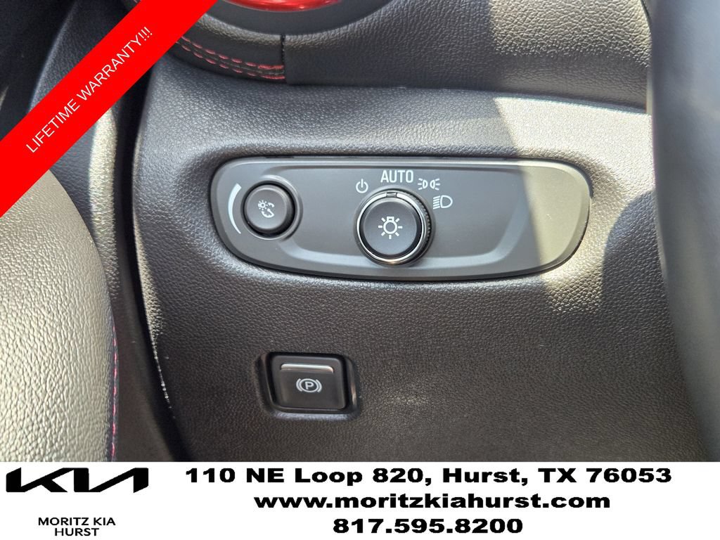 Used 2025 Chevrolet Blazer RS FWD image 24