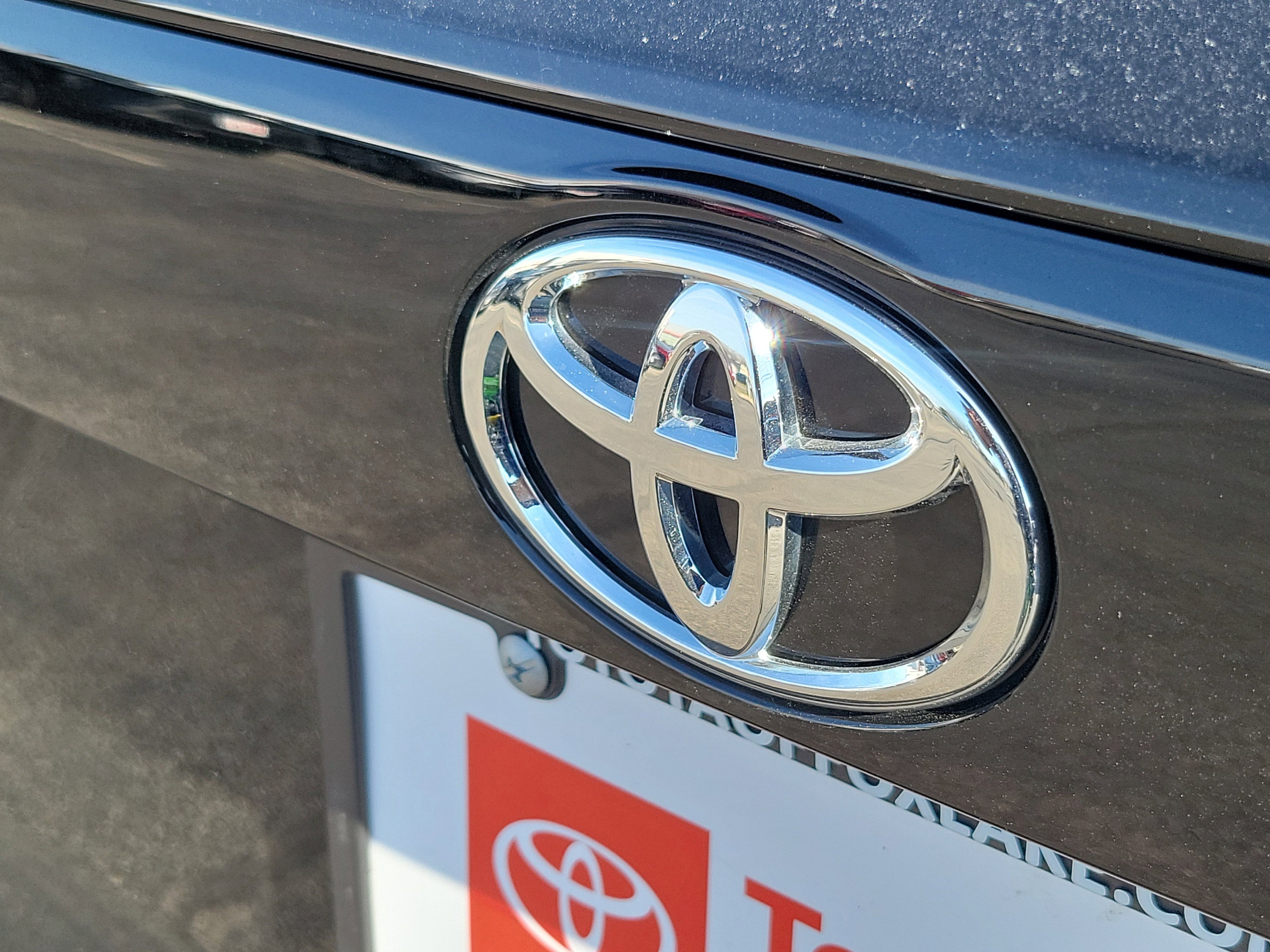 Used 2025 Toyota RAV4 Woodland Edition w/ Weather Package image 6