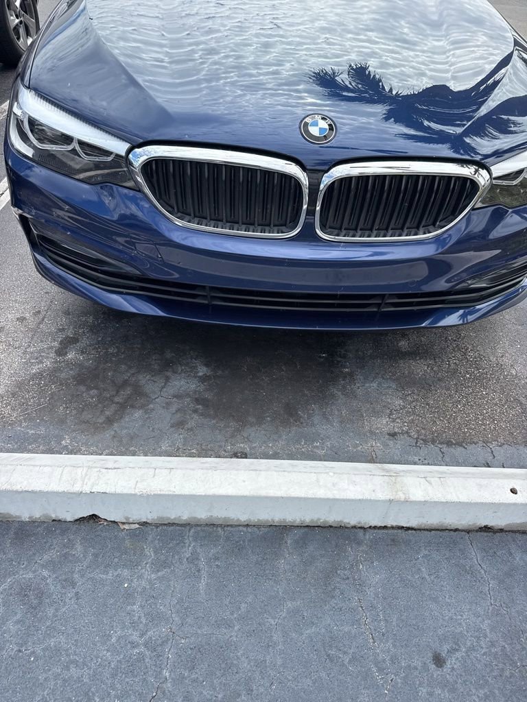Used 2018 BMW 530i w/ Premium Package RWD image 10
