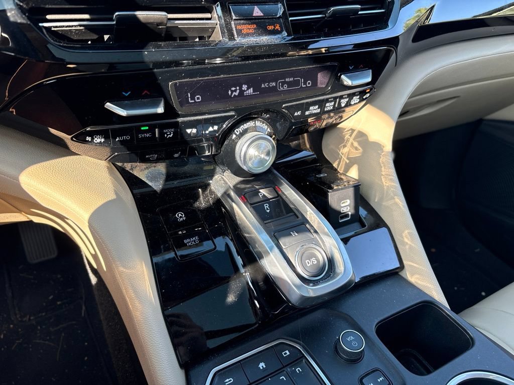 Used 2024 Acura MDX SH-AWD image 23