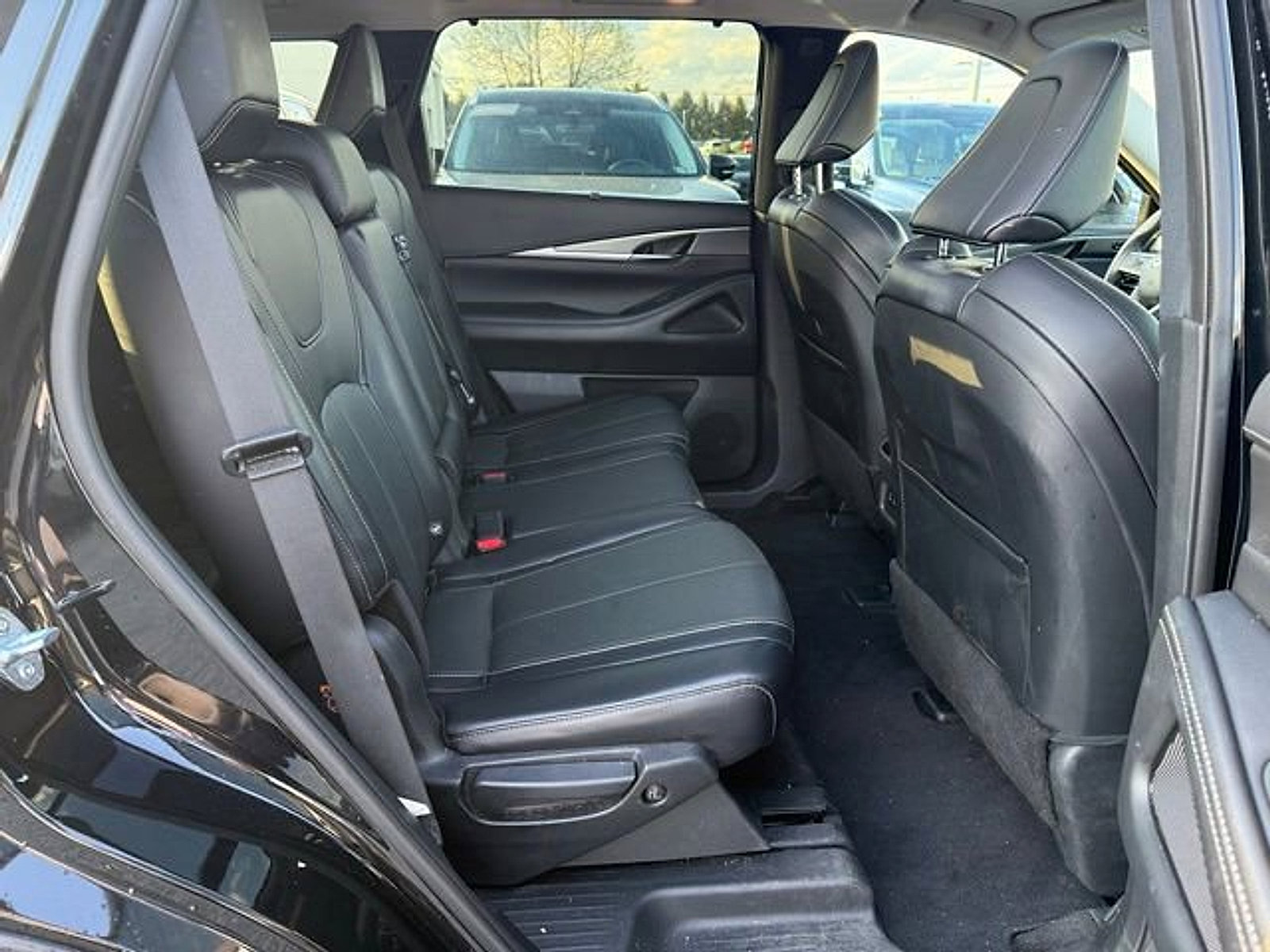 Certified 2023 INFINITI QX60 Luxe w/ Cargo Package image 25