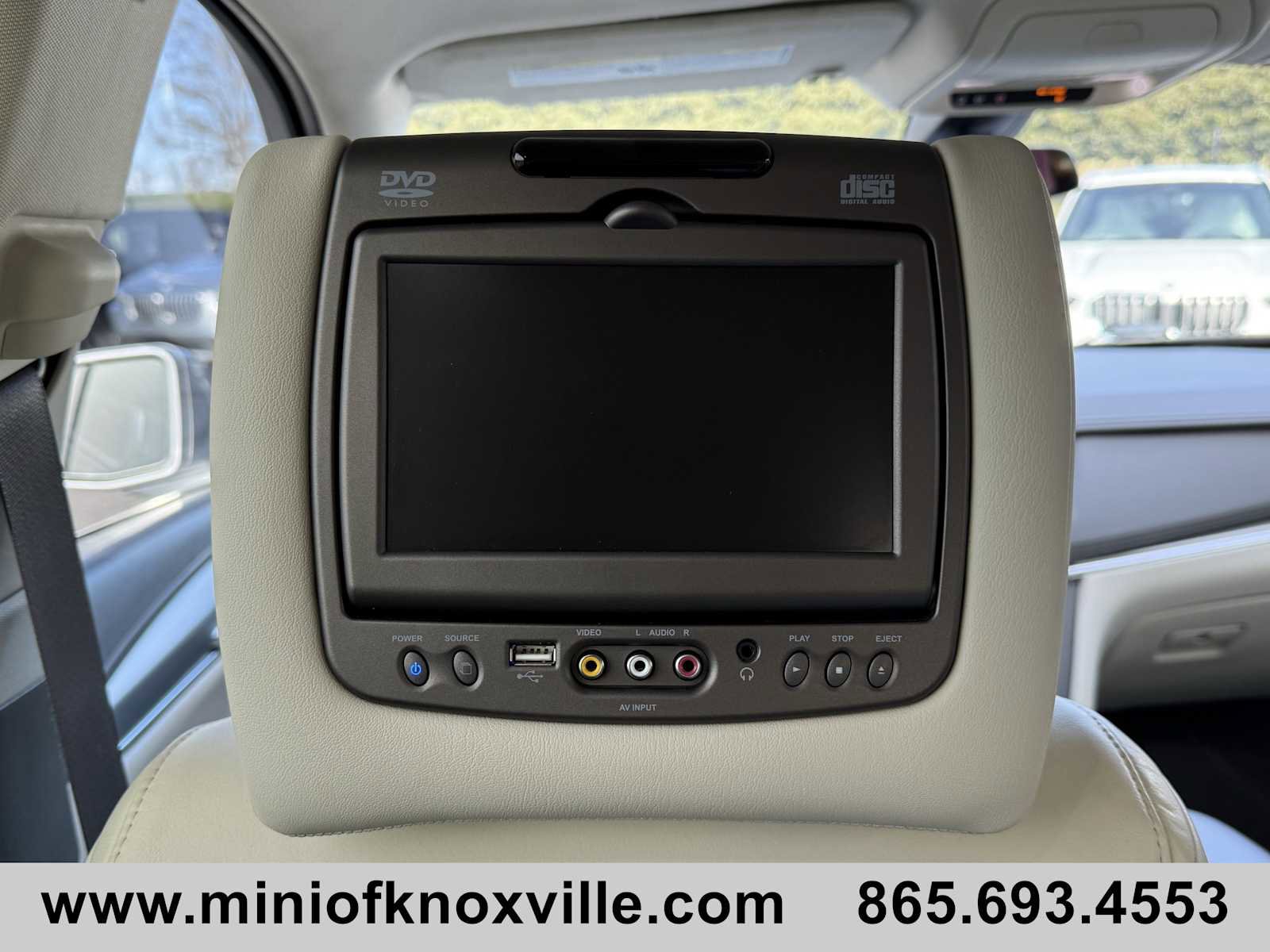 Used 2017 Cadillac XT5 Luxury w/ Driver Awareness Package image 32