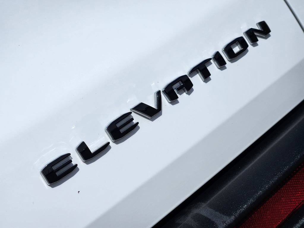 Used 2025 GMC Acadia Elevation AWD/4WD image 14