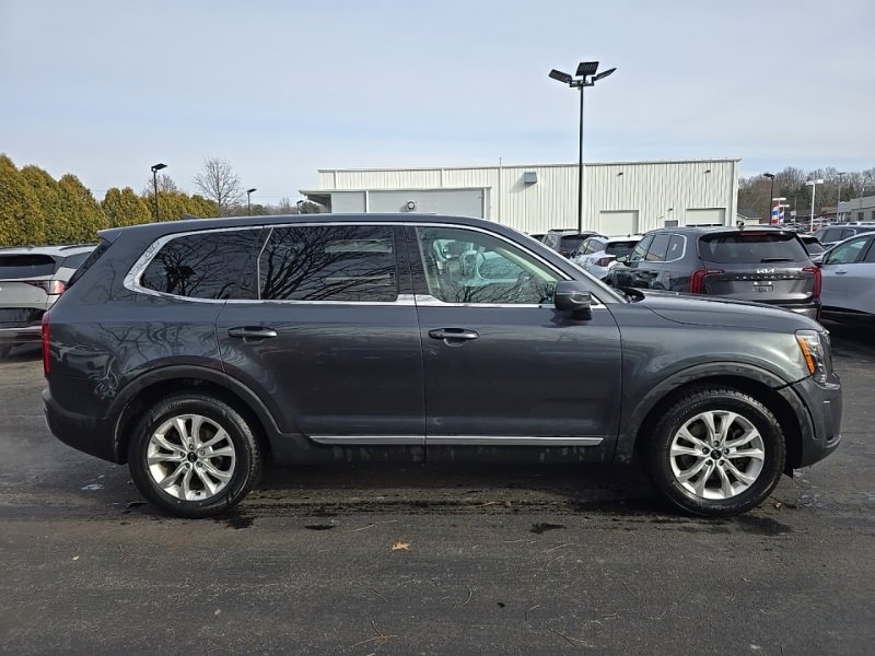 Used 2021 Kia Telluride LX image 8