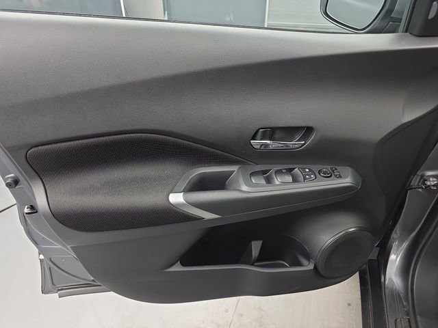 Used 2024 Nissan Kicks SV w/ Interior Electronics Package image 23