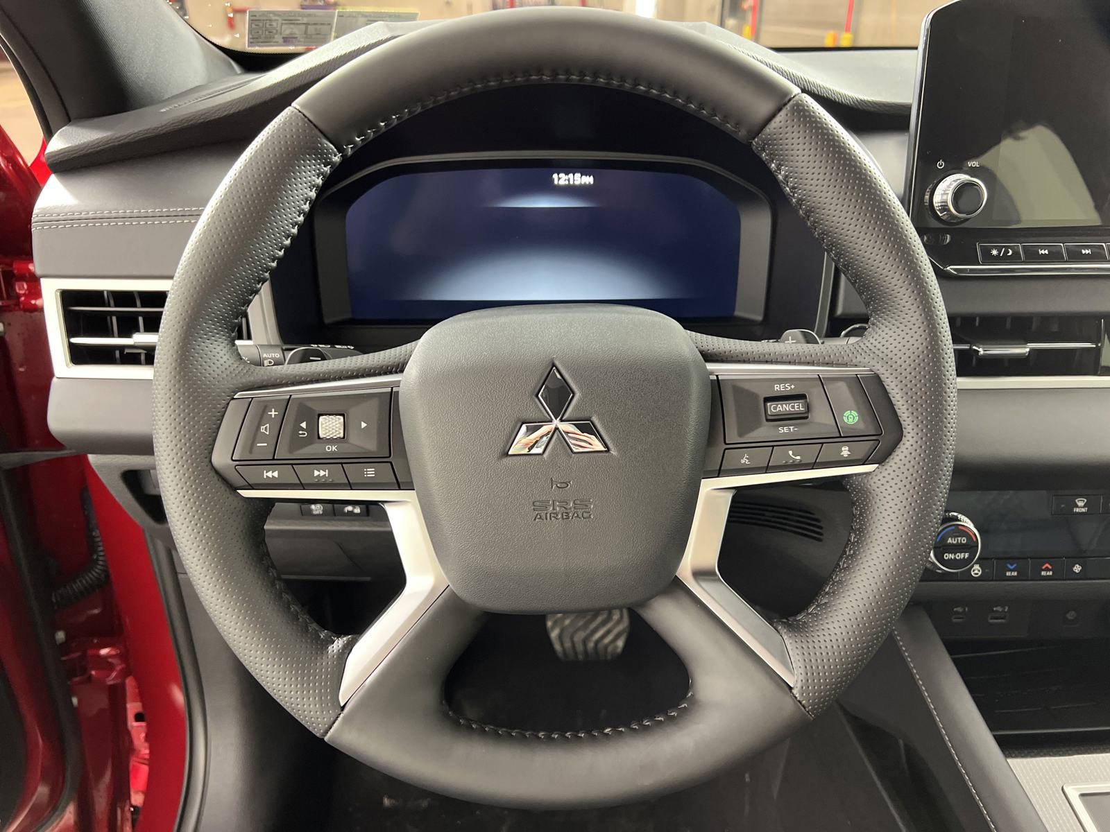 New 2025 Mitsubishi Outlander SEL Black Edition image 16