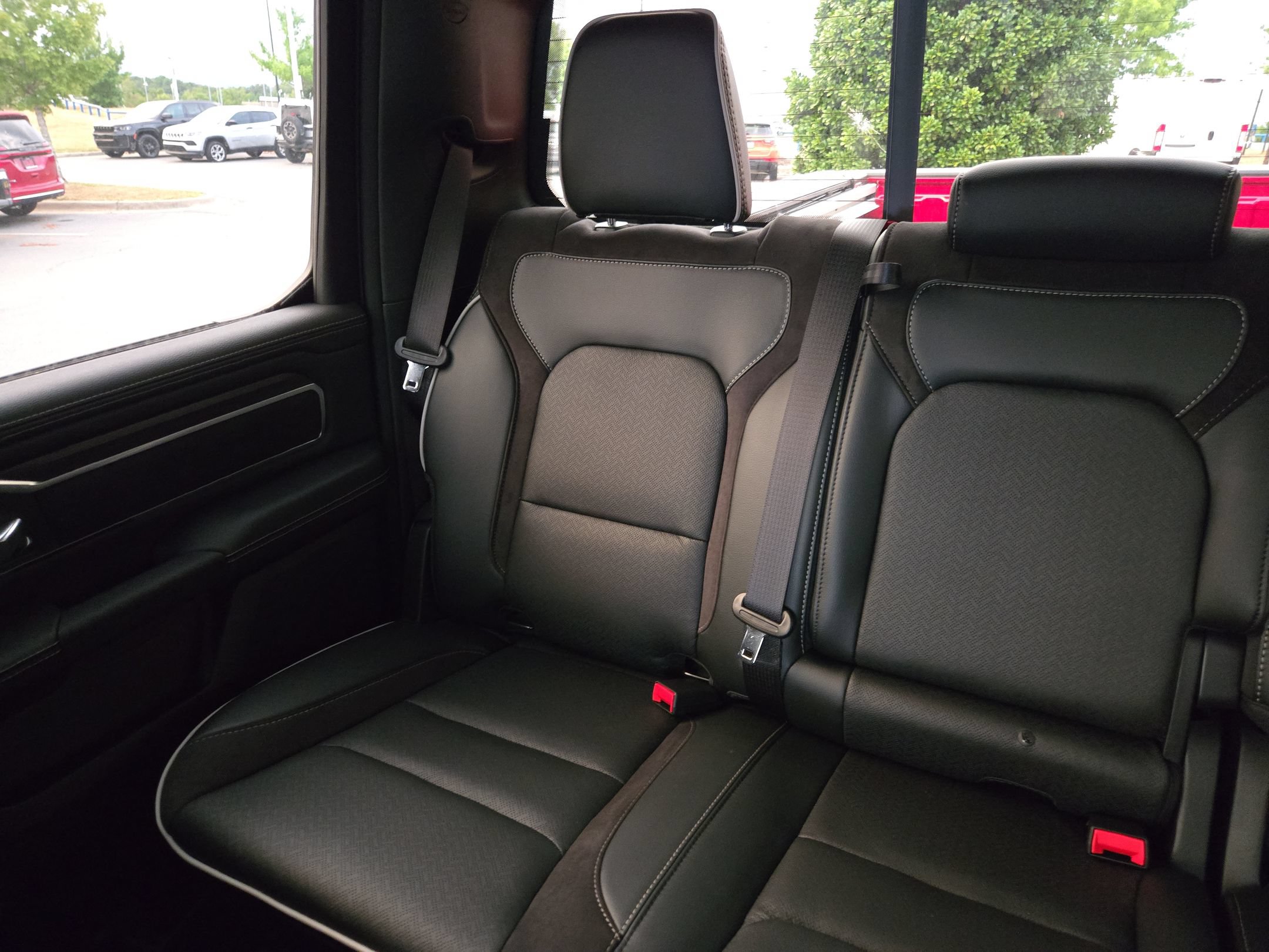 New 2027 RAM 1500 Laramie AWD/4WD image 12